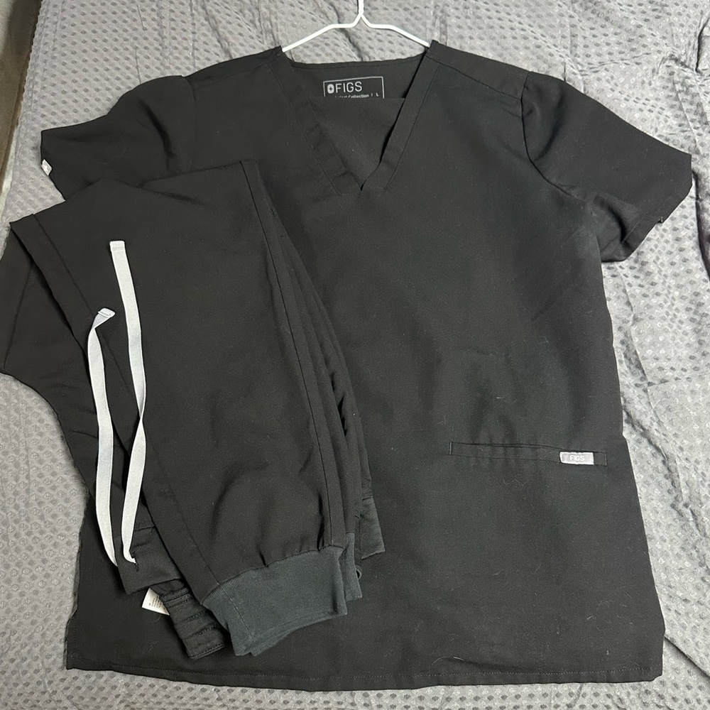 Figs Black Technical Collection Top